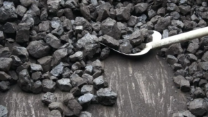 хранить уголь